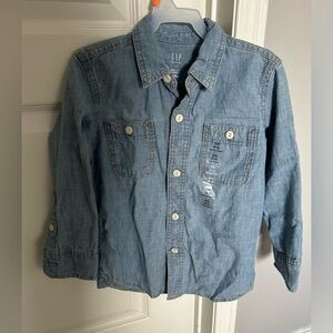 New- Gap Kids denim long sleeve shirt size 4-5
